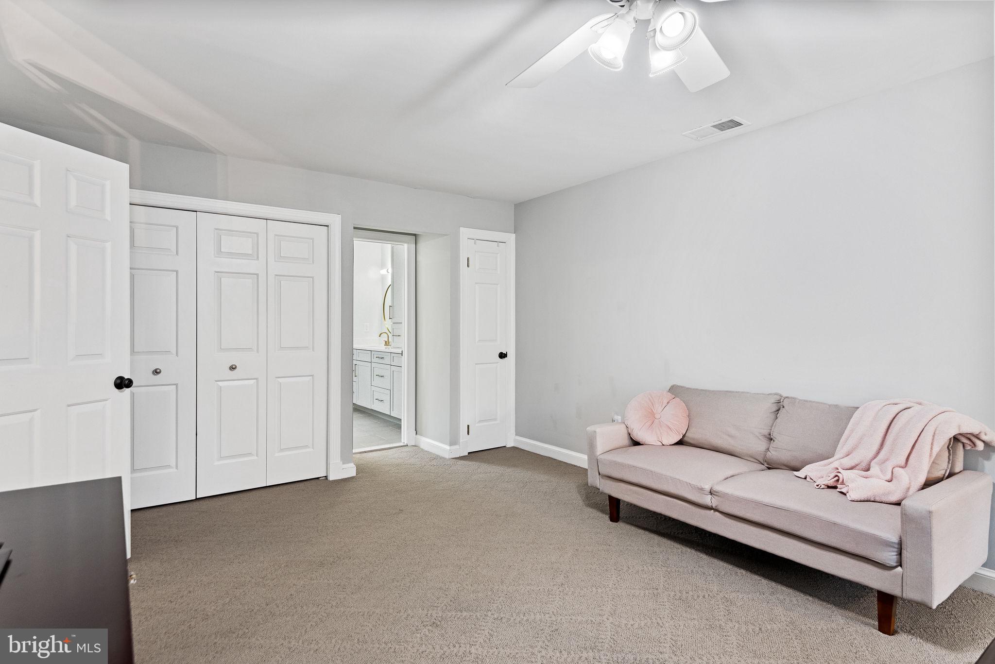 1 Glenhurst Ct