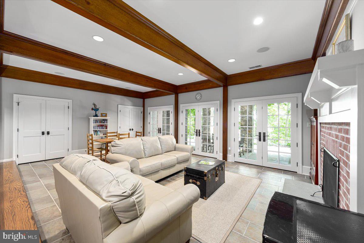 11501 Dalyn Ter