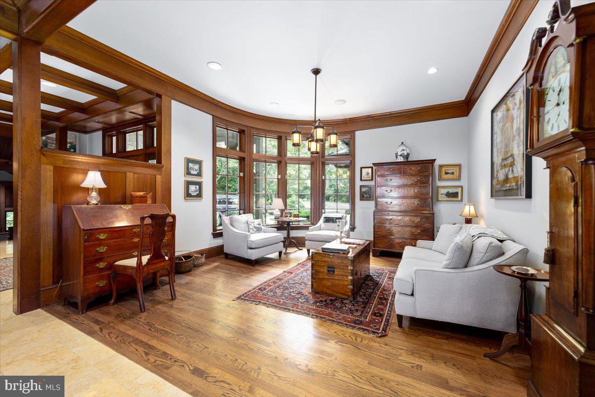 11501 Dalyn Ter