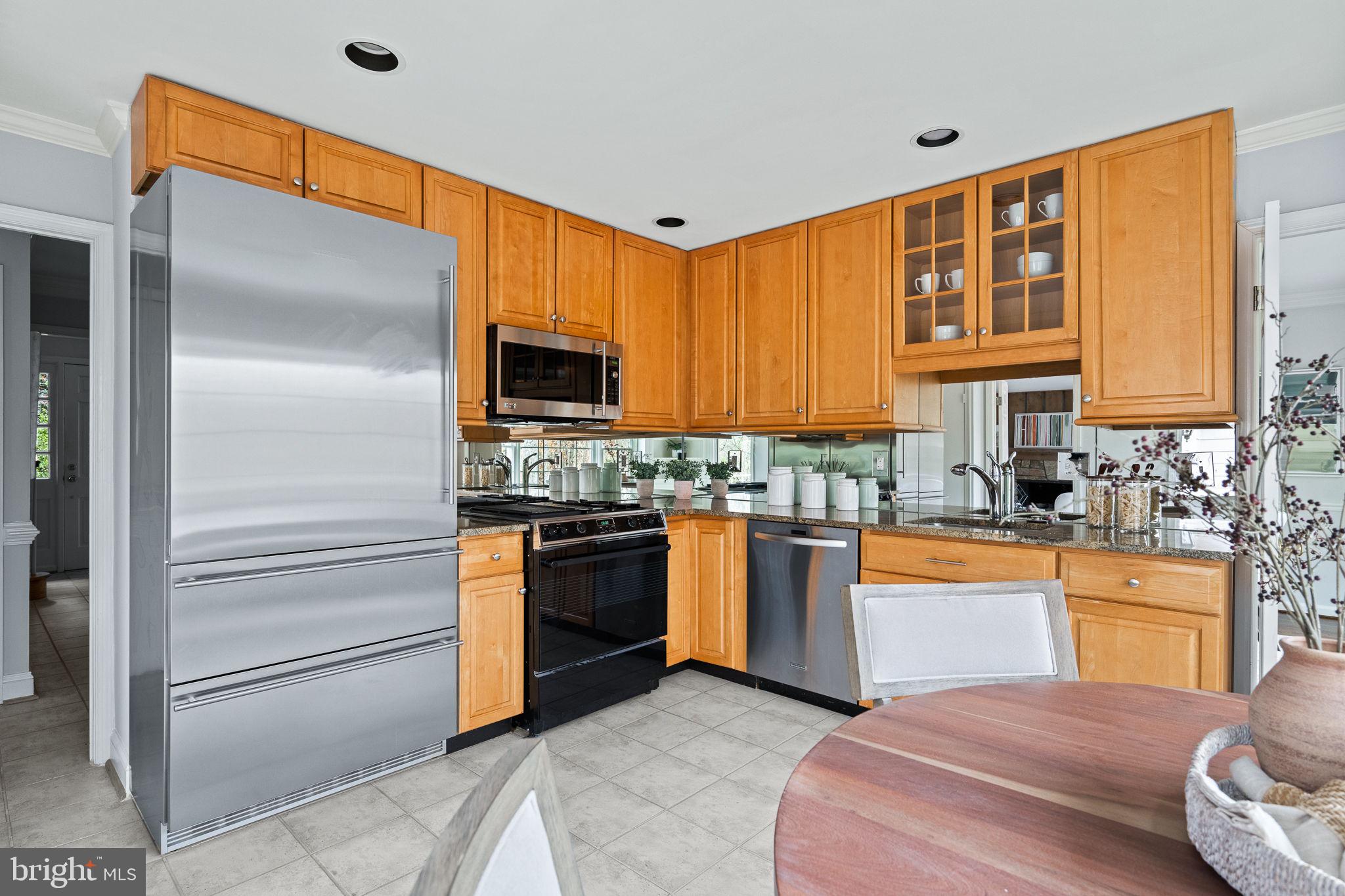 11932 Ledgerock Ct