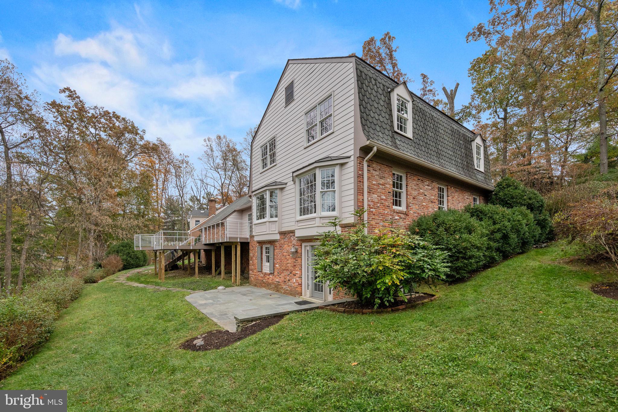 11932 Ledgerock Ct