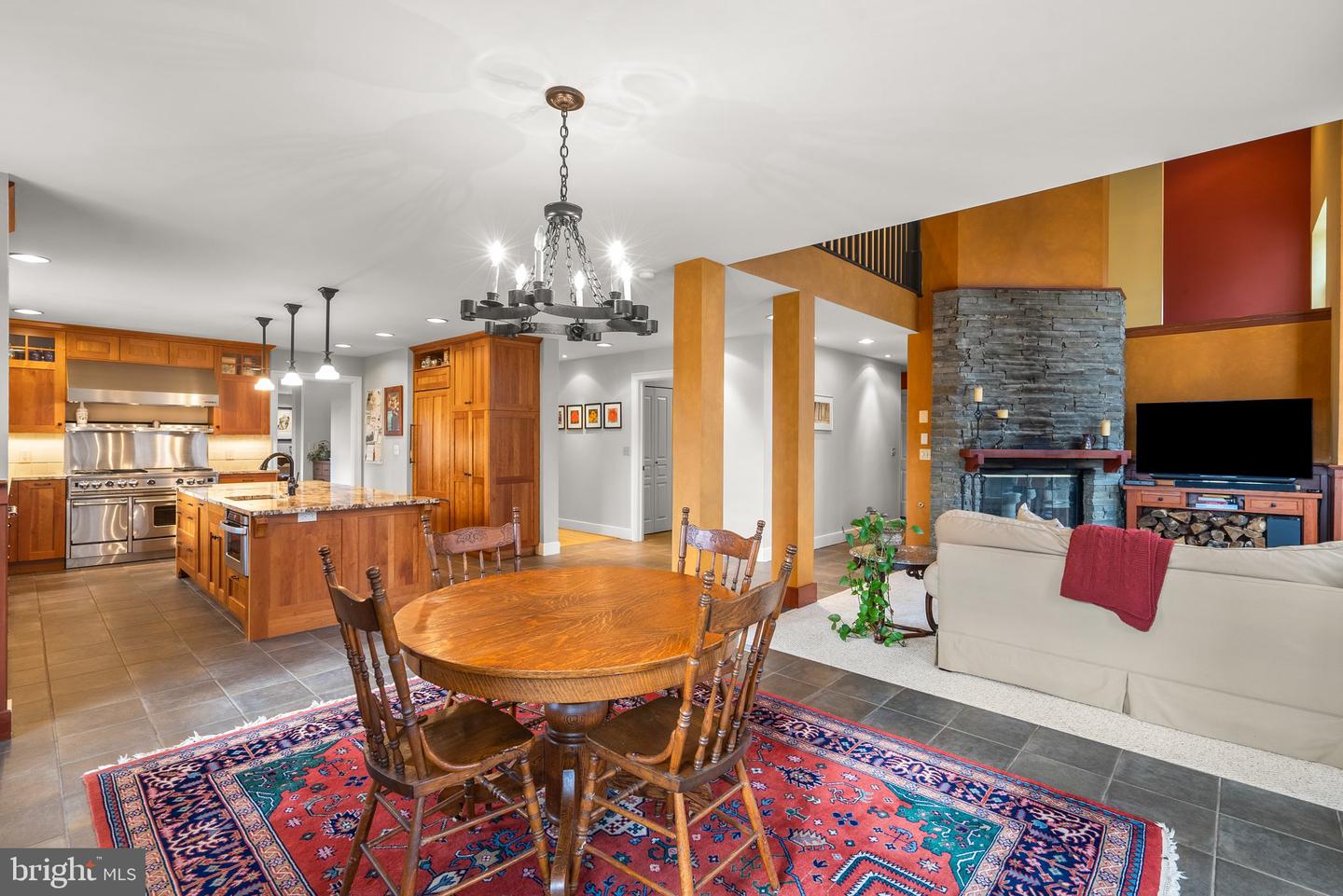 14035 Berryville Rd