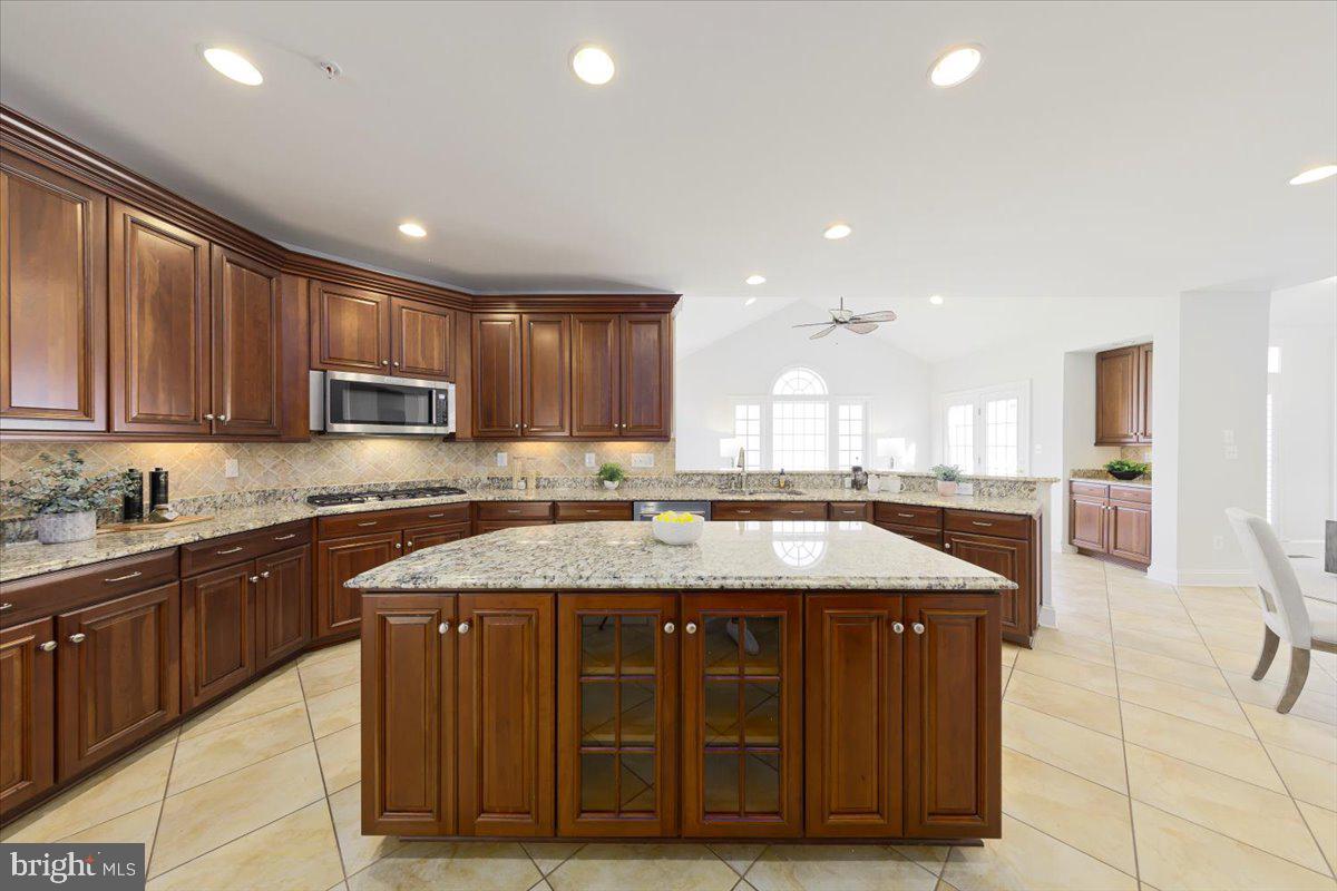 12214 Greenbriar Branch Dr