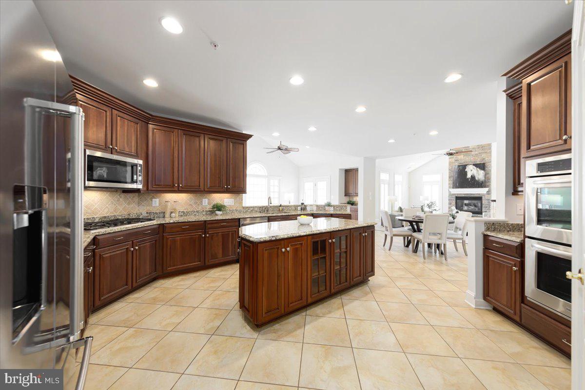 12214 Greenbriar Branch Dr