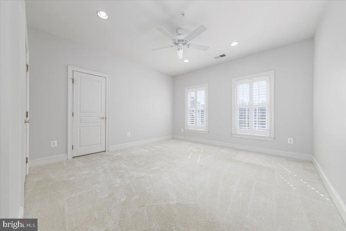 12214 Greenbriar Branch Dr