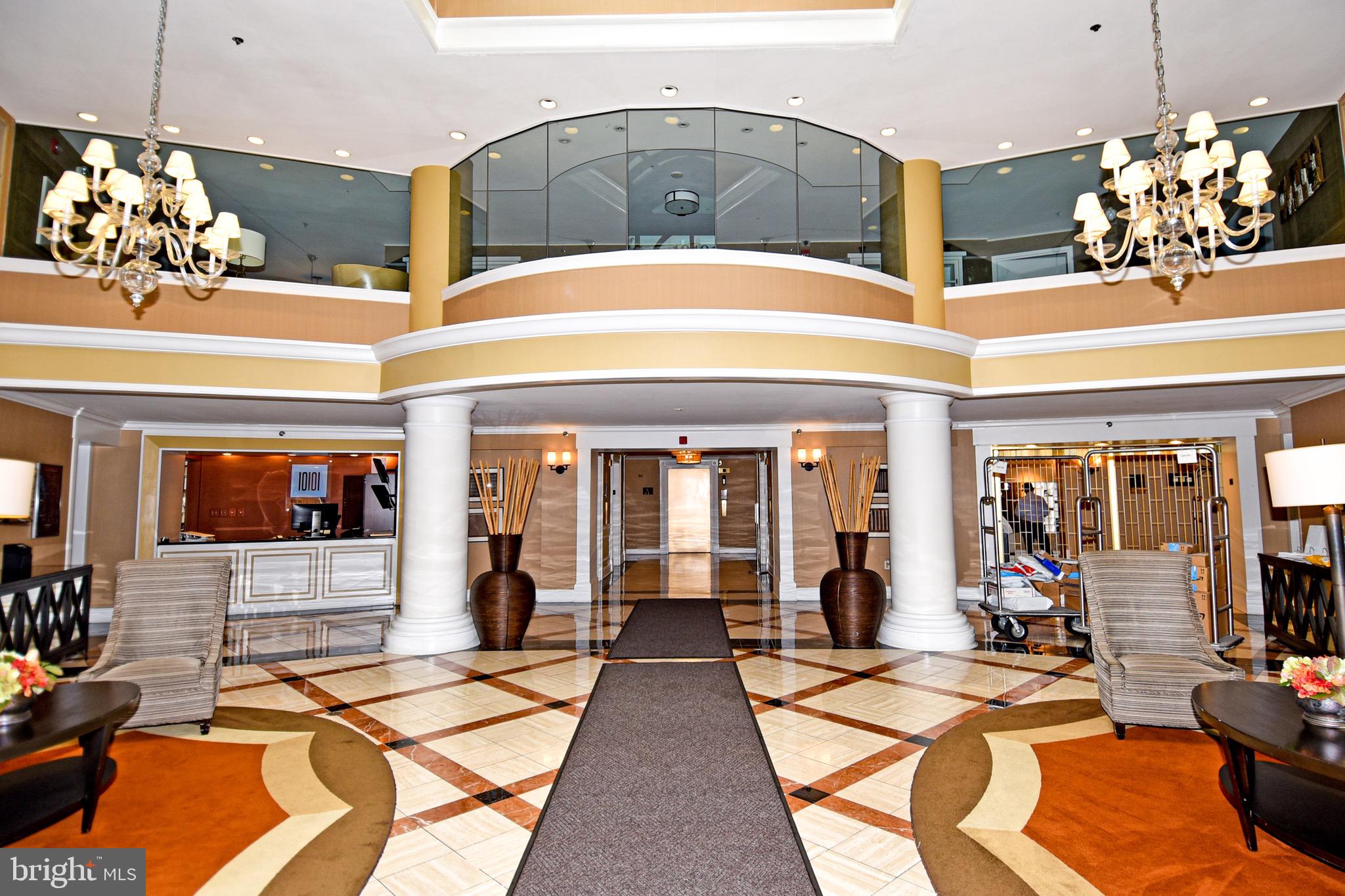 10101 Grosvenor Pl #L13