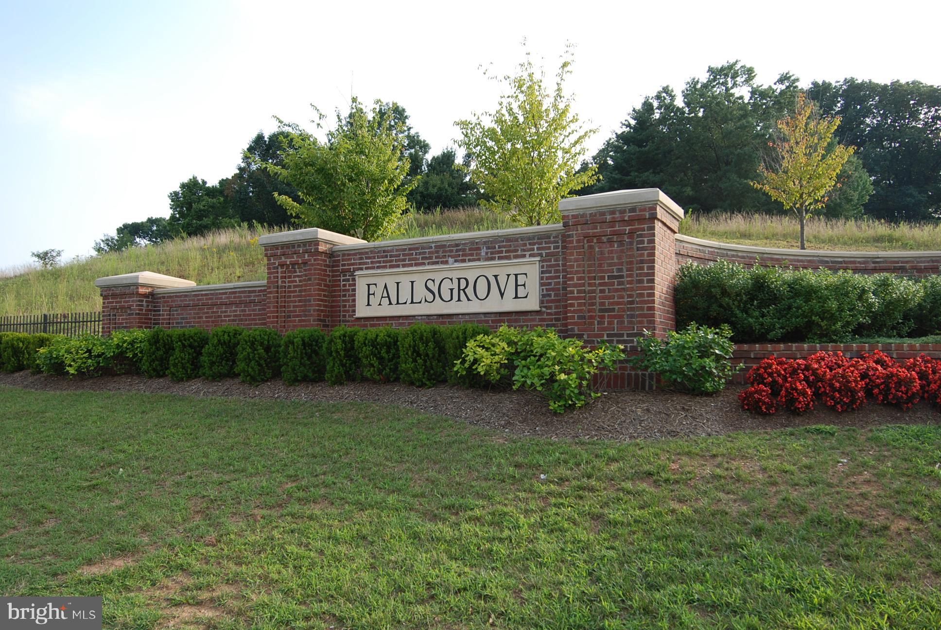 307-B Fallsgrove Dr
