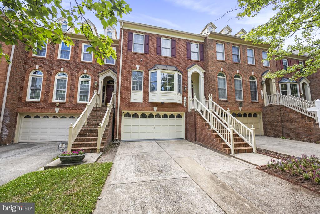 15408 Sterling Dr