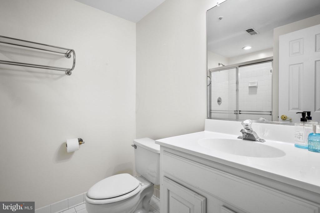15408 Sterling Dr