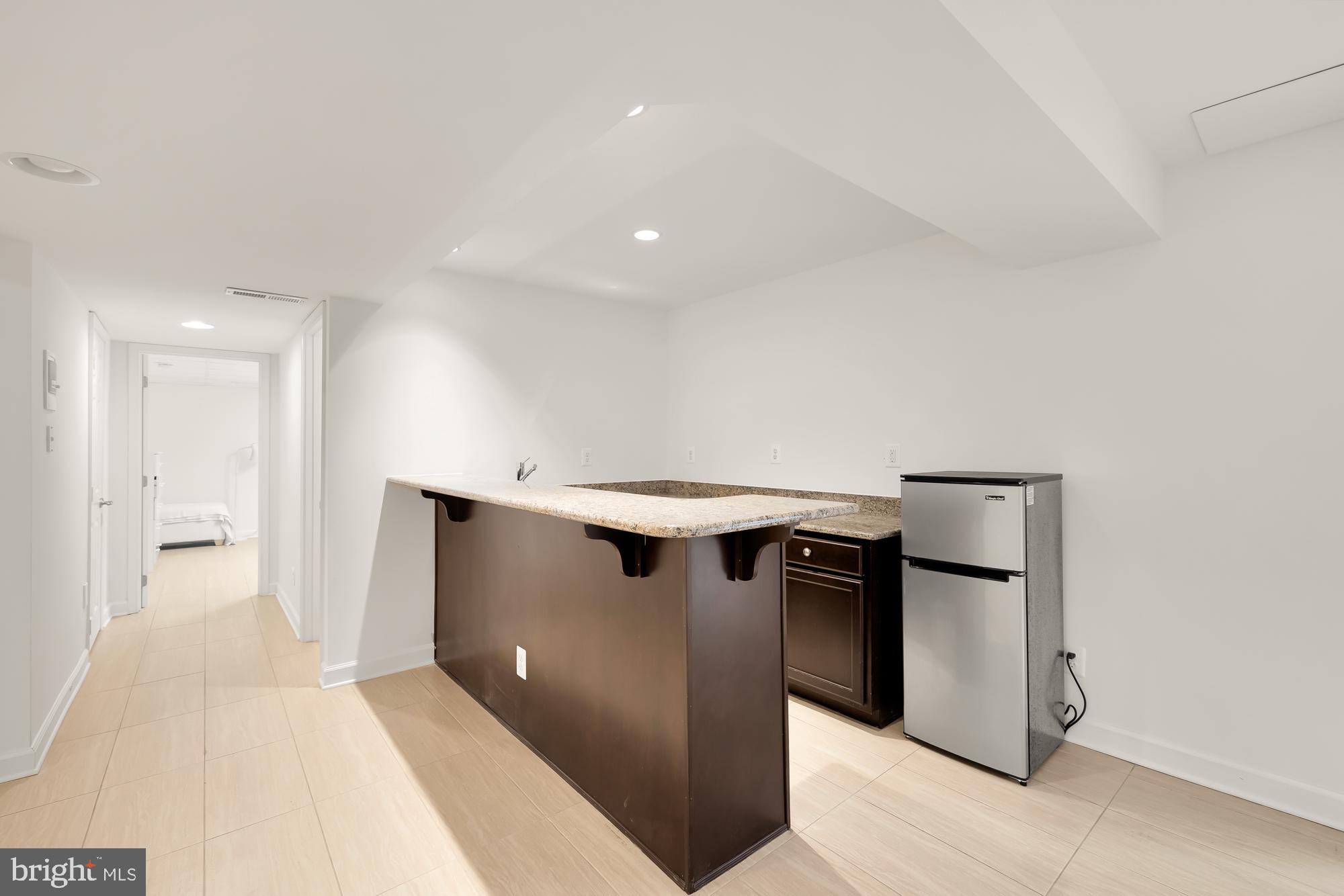 9908 Bedfordshire Ct