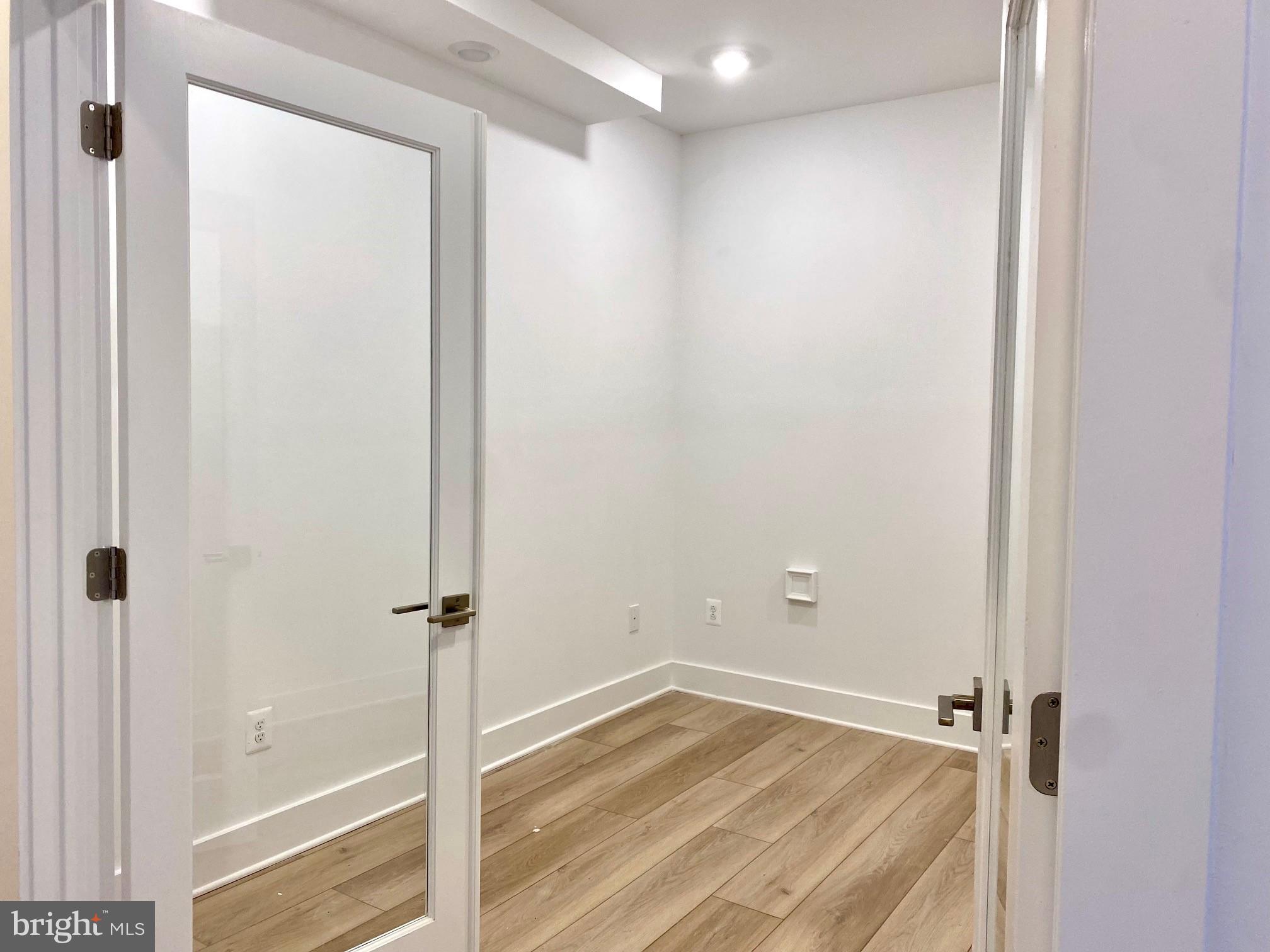 14940 Dispatch St #4