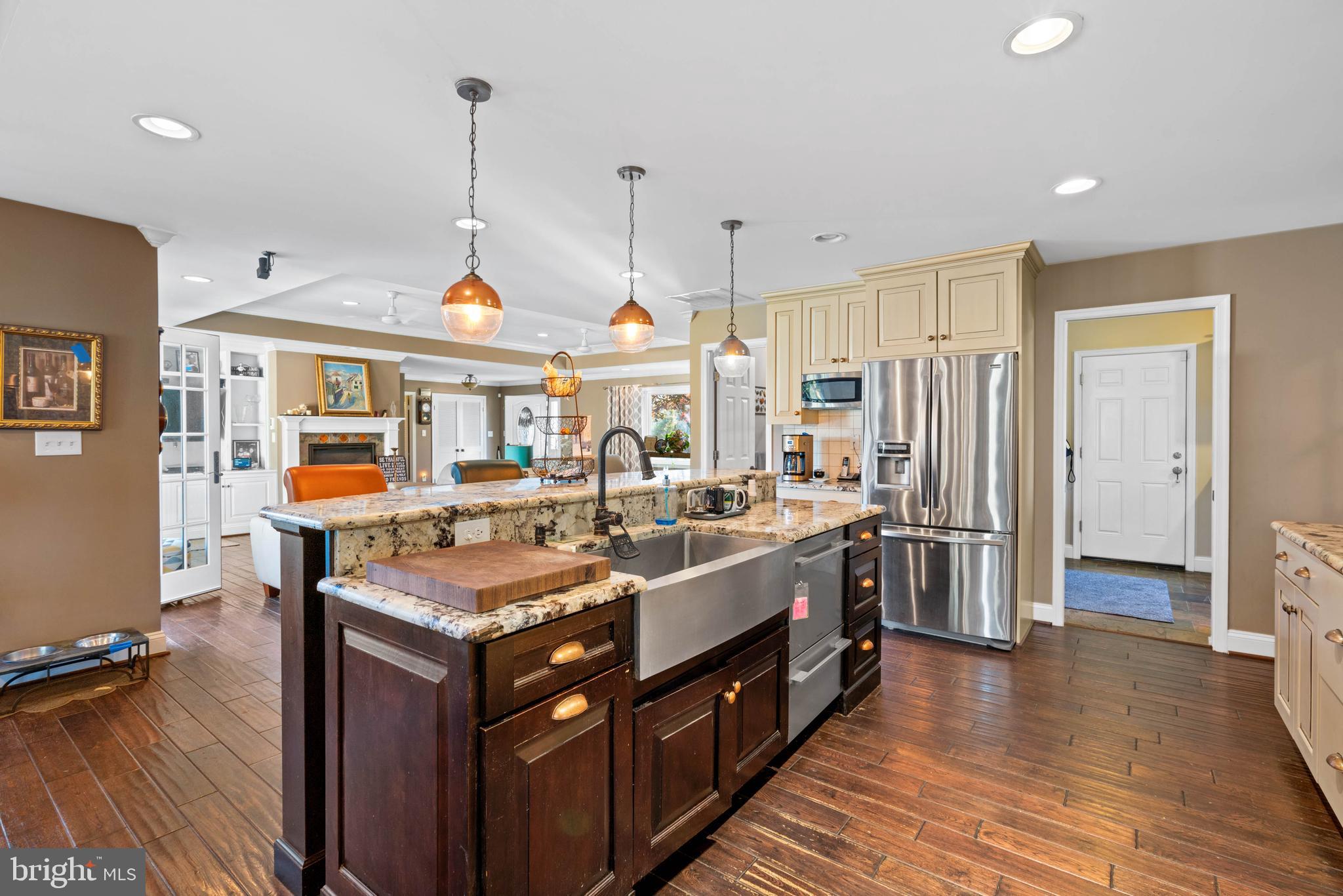 4533 Hornbeam Dr