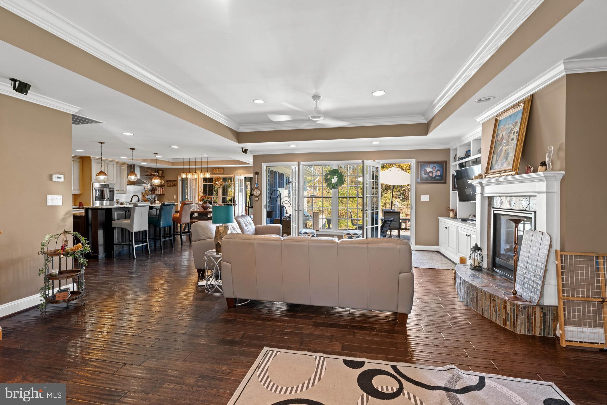 4533 Hornbeam Dr
