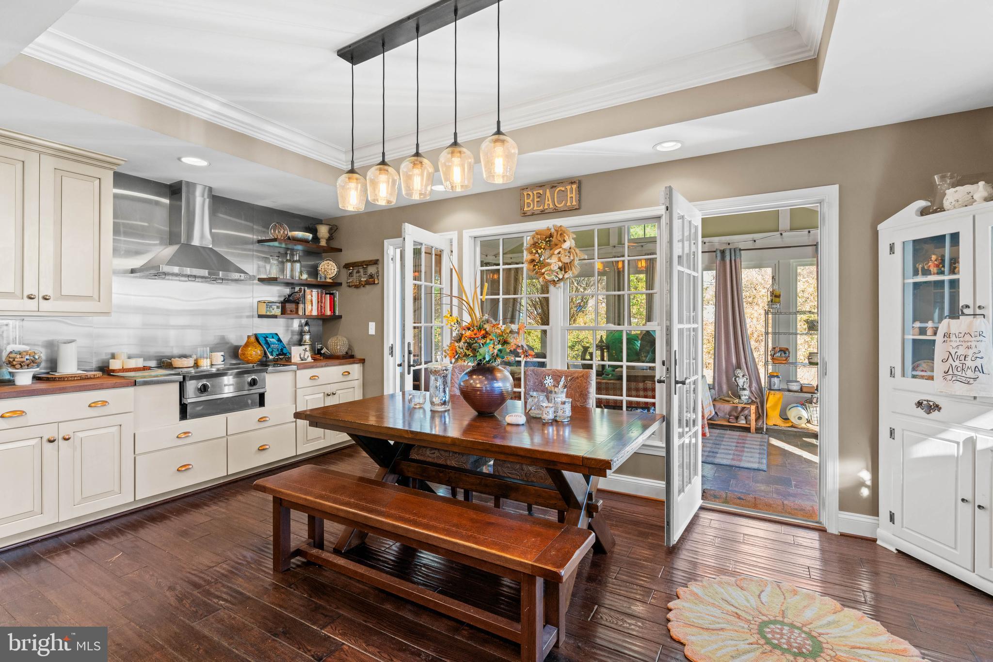 4533 Hornbeam Dr
