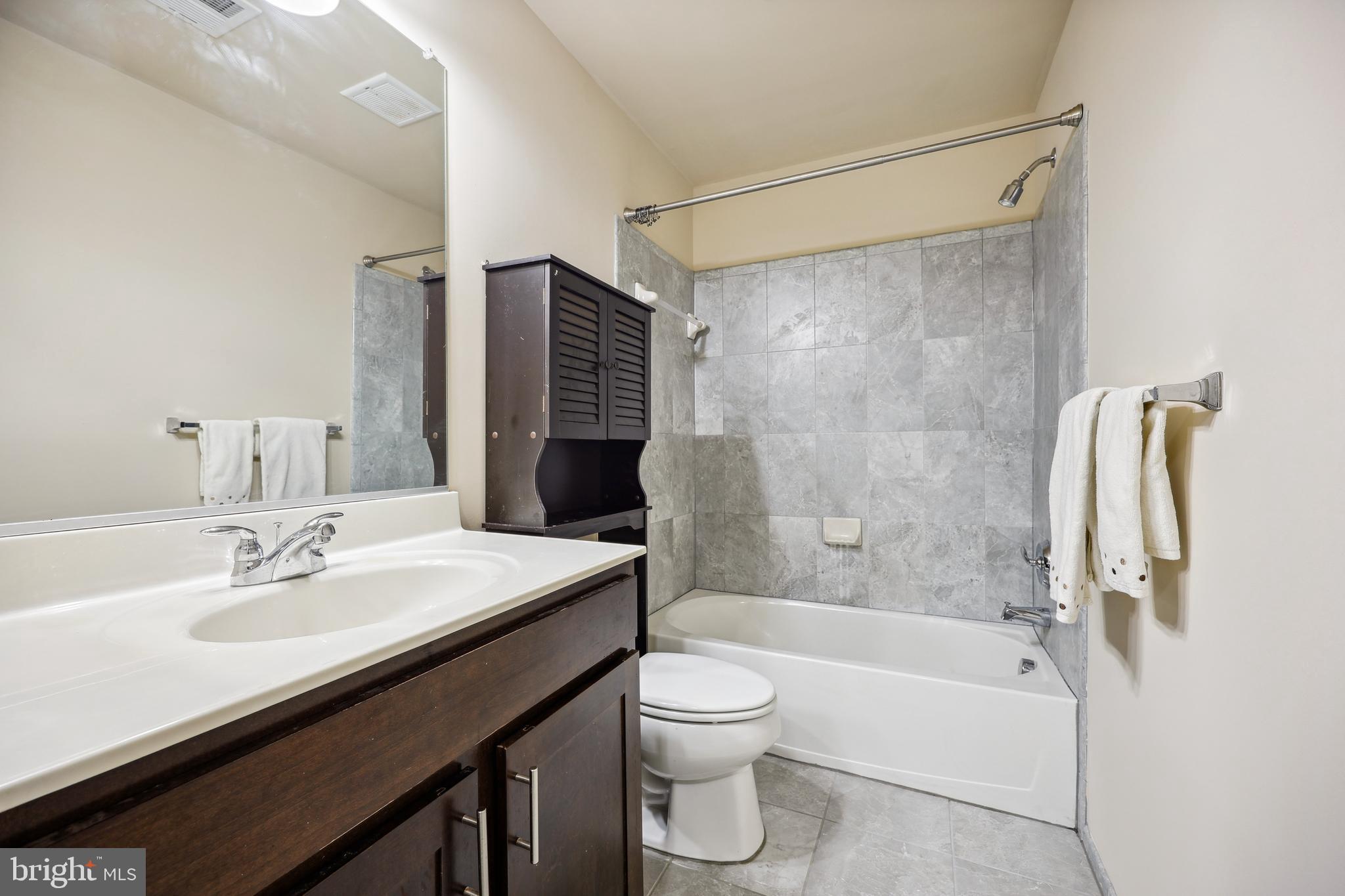 328 Park Ave #12-328