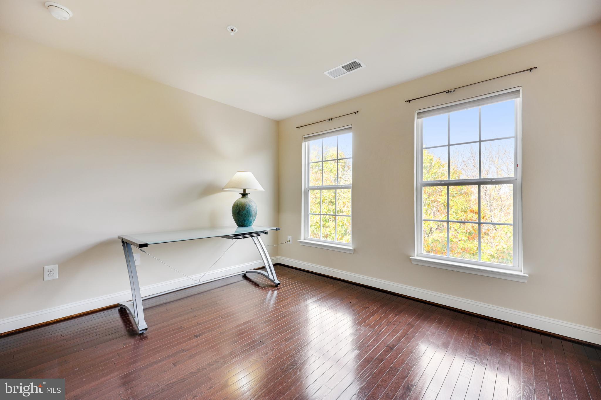 328 Park Ave #12-328