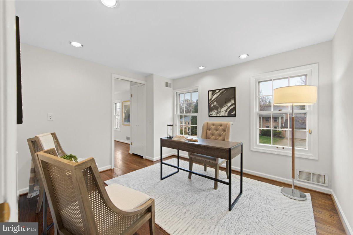 8708 Wandering Trail Dr