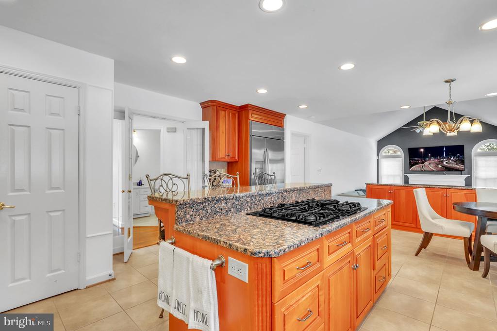 9 Morning Light Ct