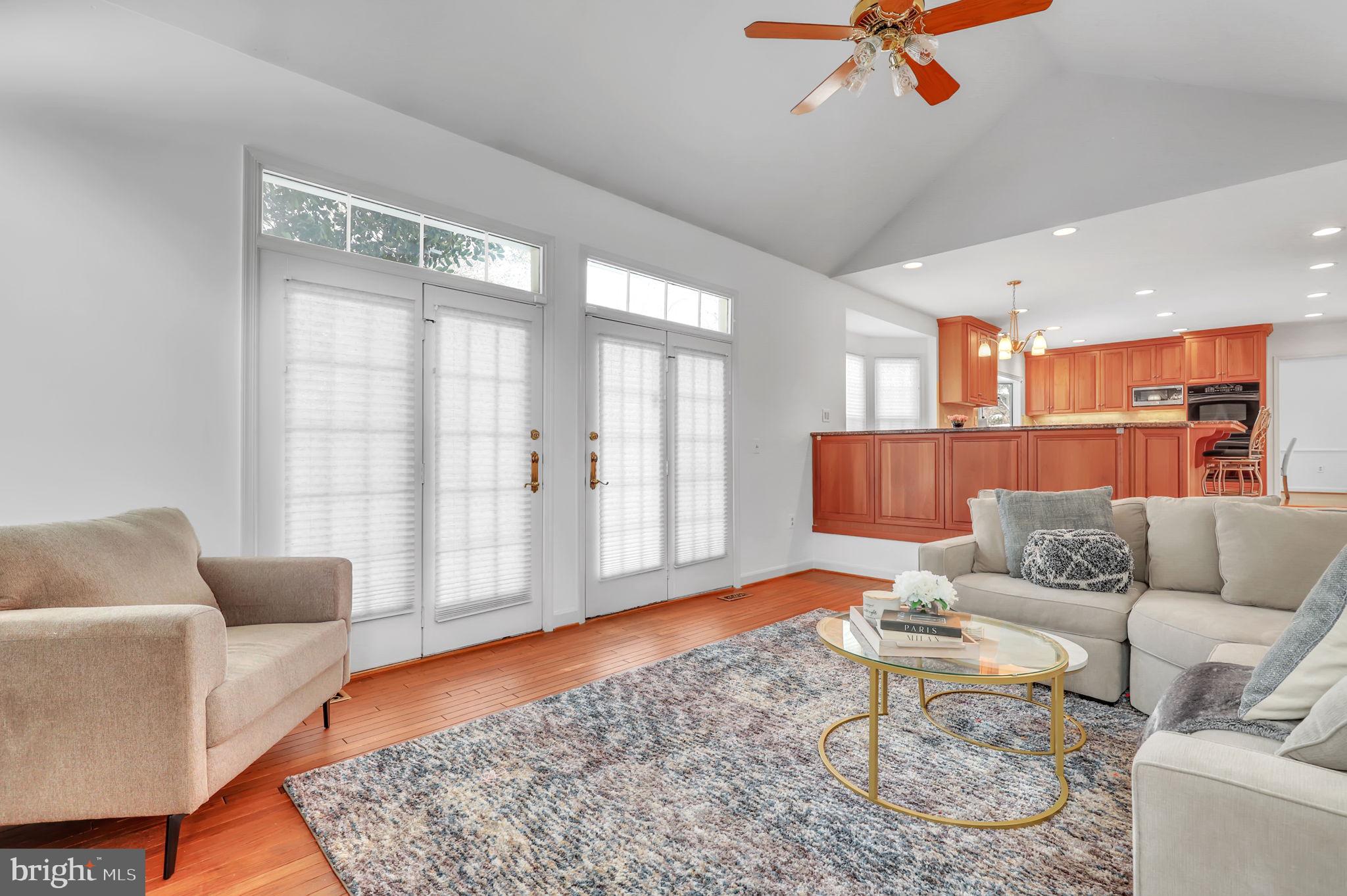 9 Morning Light Ct