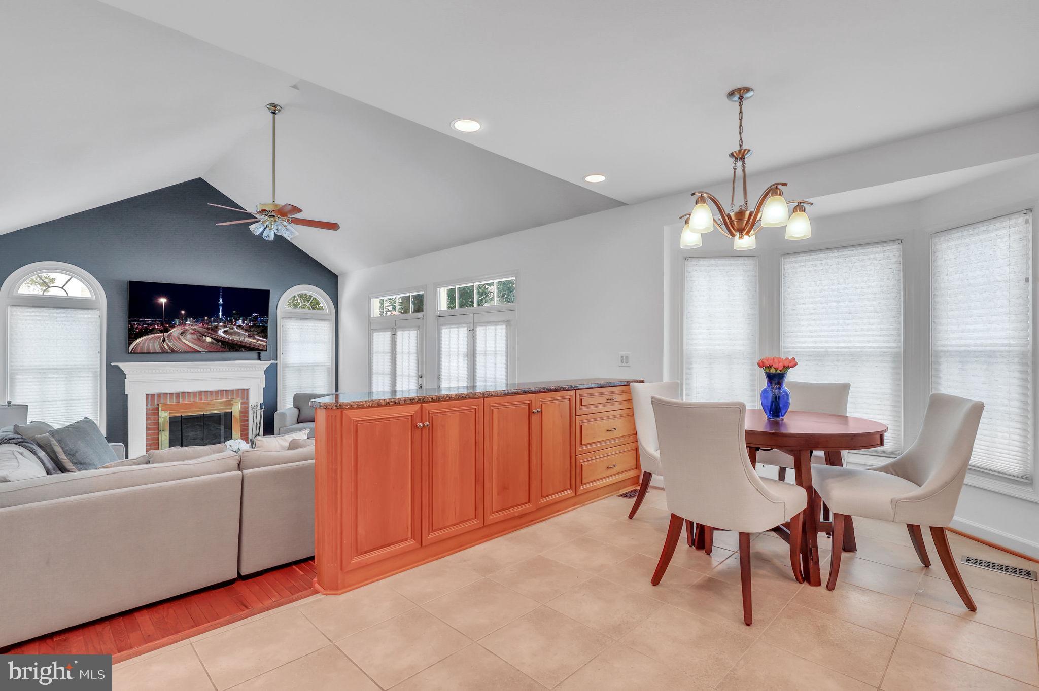 9 Morning Light Ct