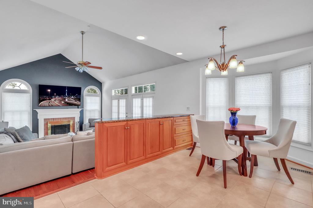 9 Morning Light Ct