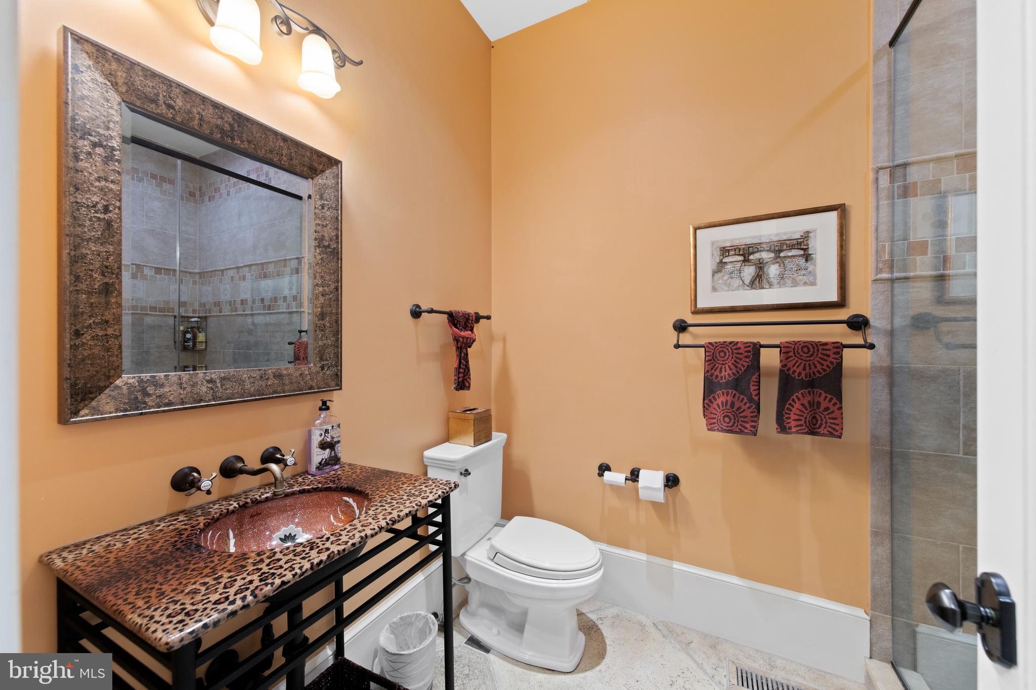 8609 Country Club Dr