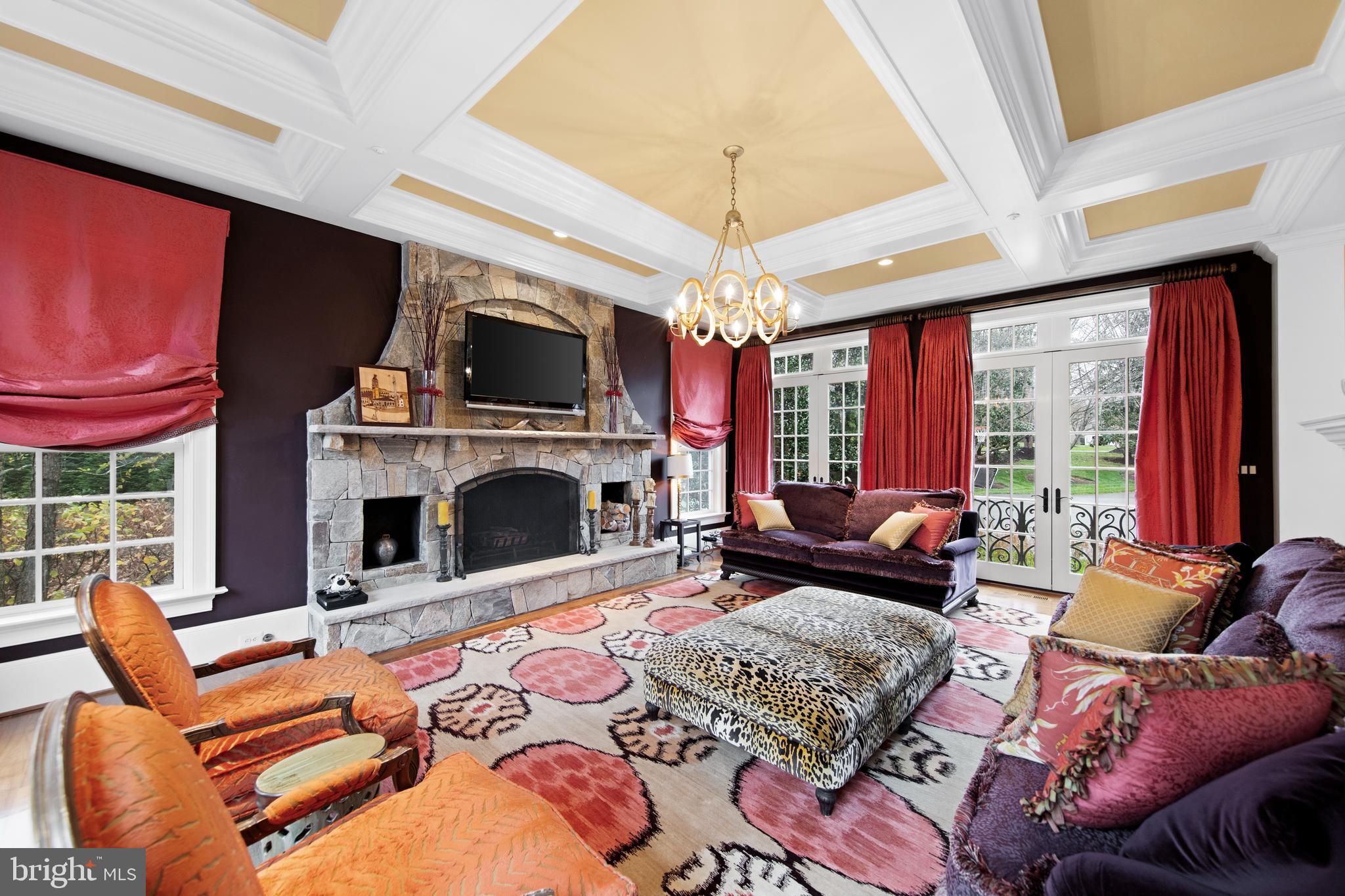 8609 Country Club Dr