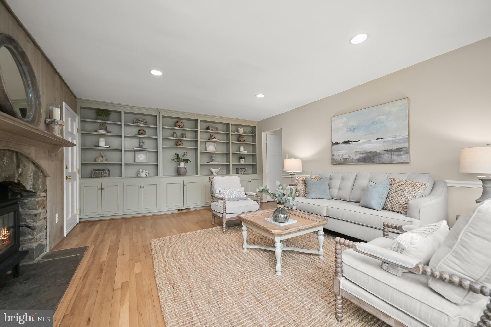 11832 Hunting Ridge Ct