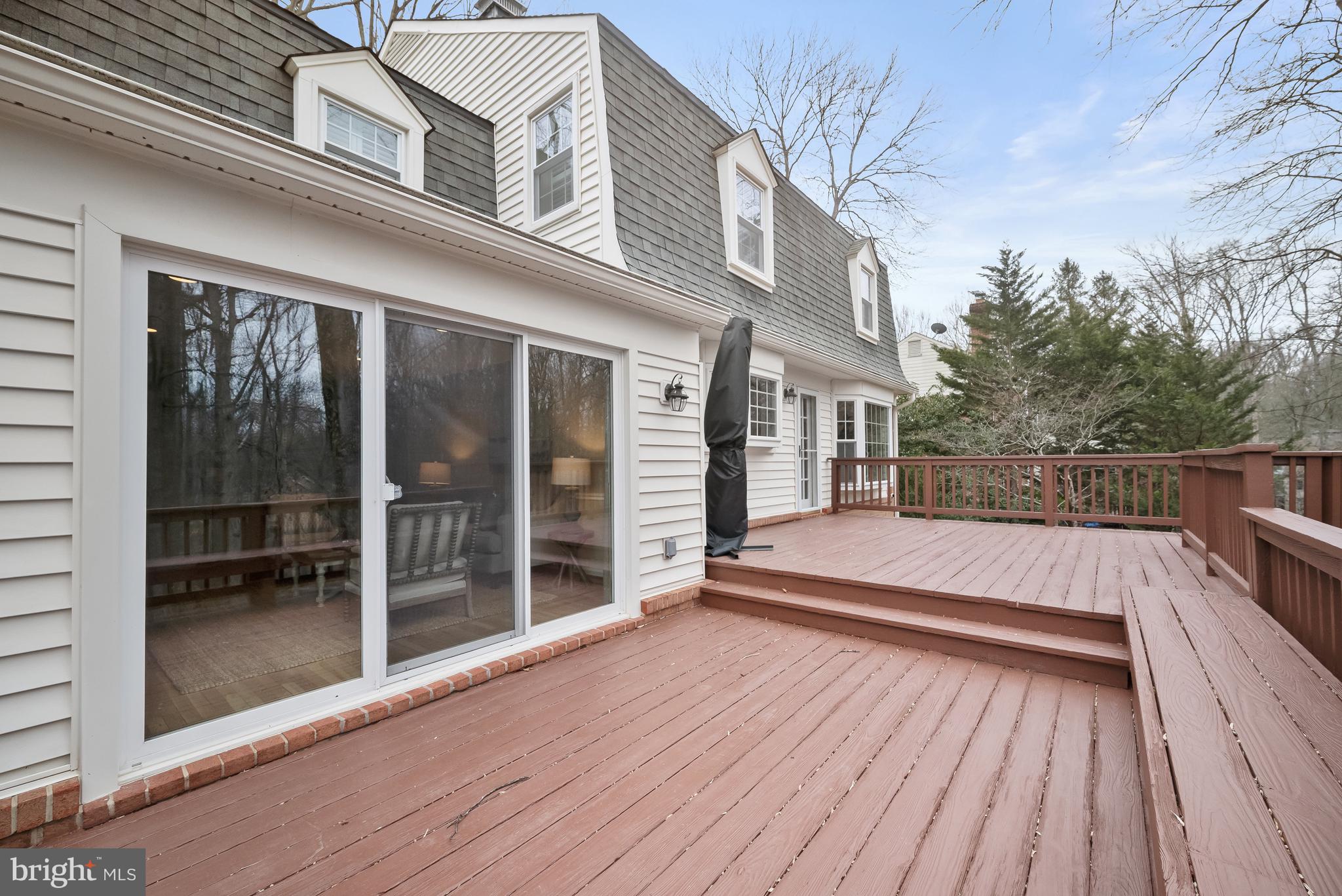 11832 Hunting Ridge Ct