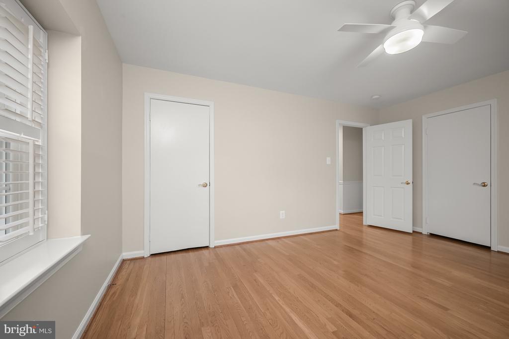 11832 Hunting Ridge Ct
