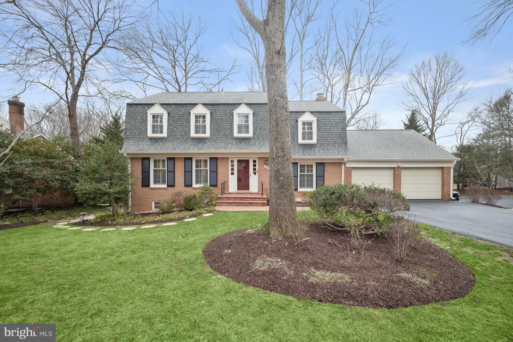 11832 Hunting Ridge Ct