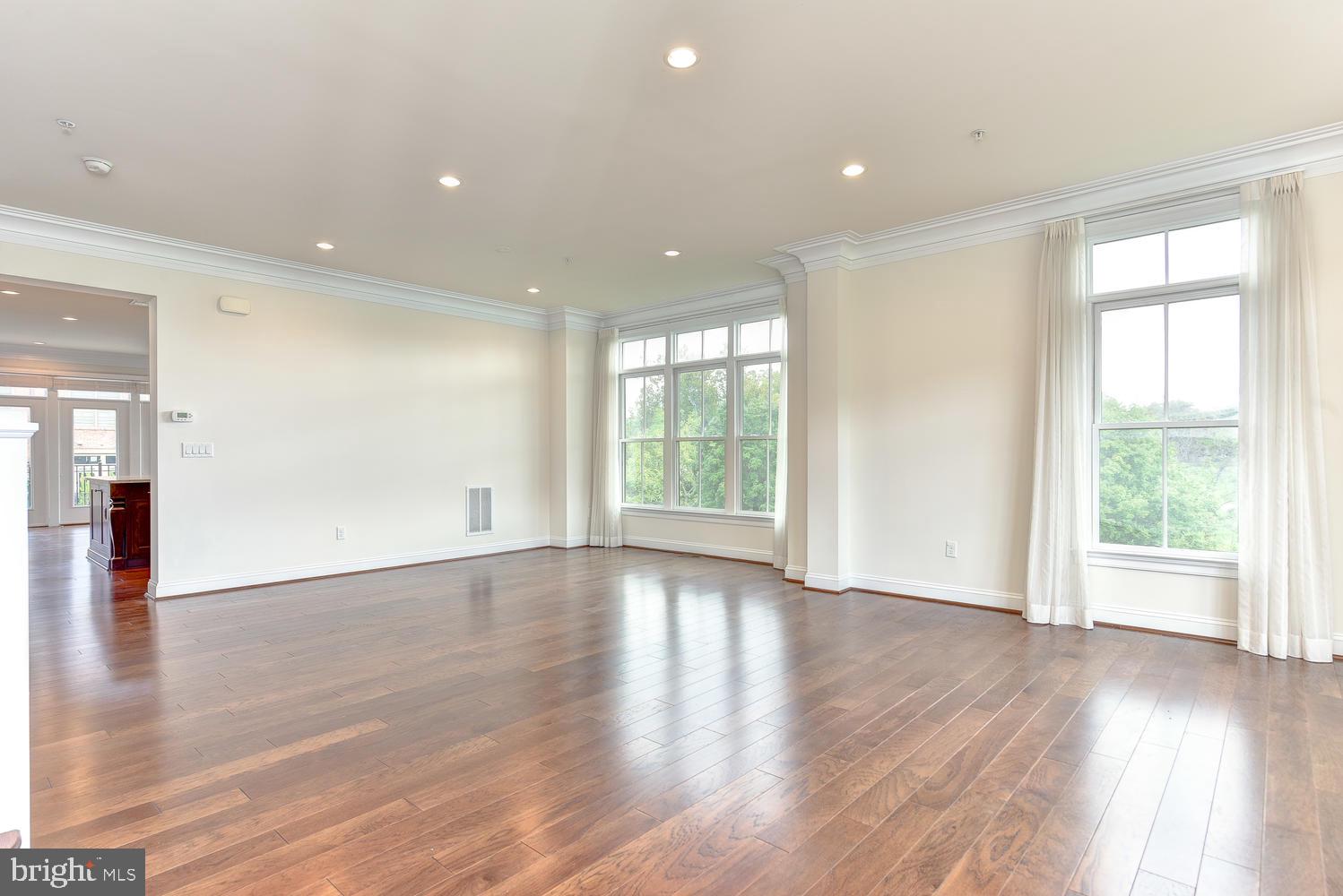 10861 SYMPHONY PARK DR