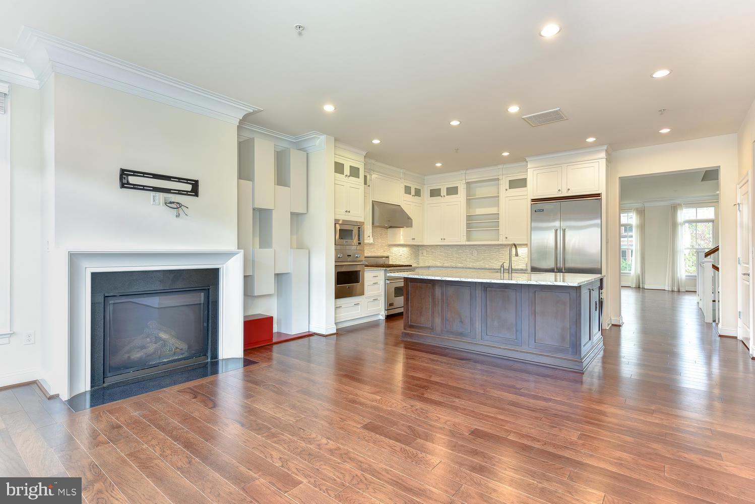 10861 SYMPHONY PARK DR