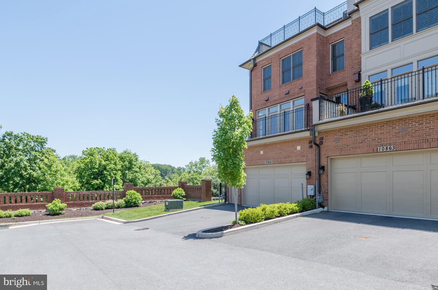 10861 SYMPHONY PARK DR