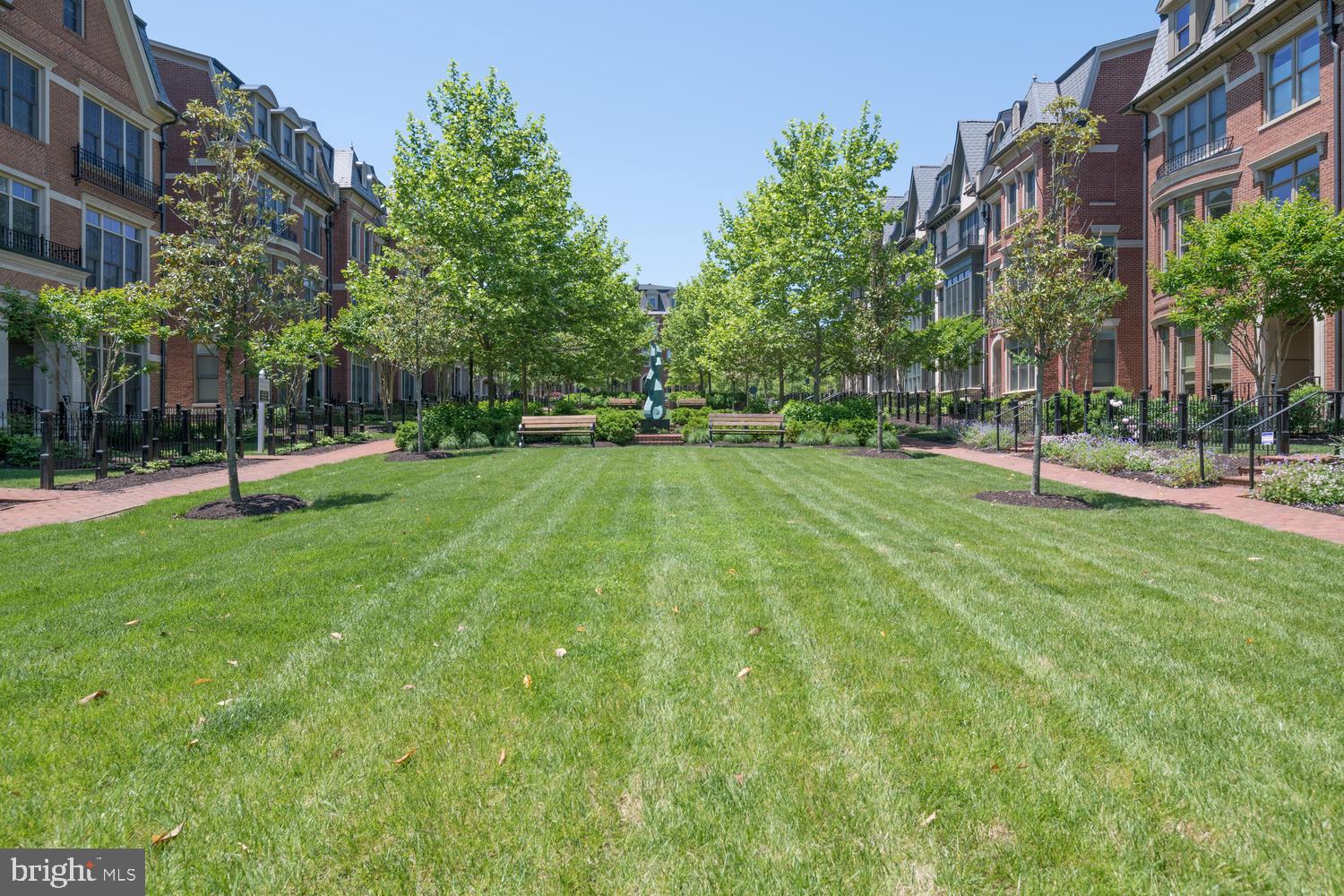 10861 SYMPHONY PARK DR