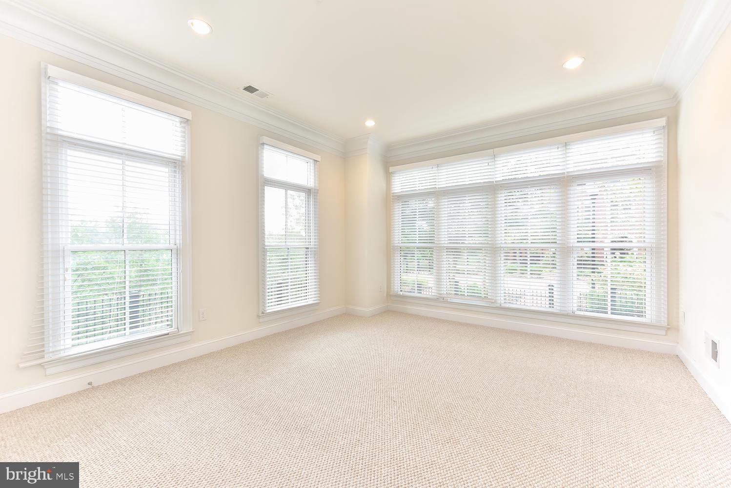 10861 SYMPHONY PARK DR