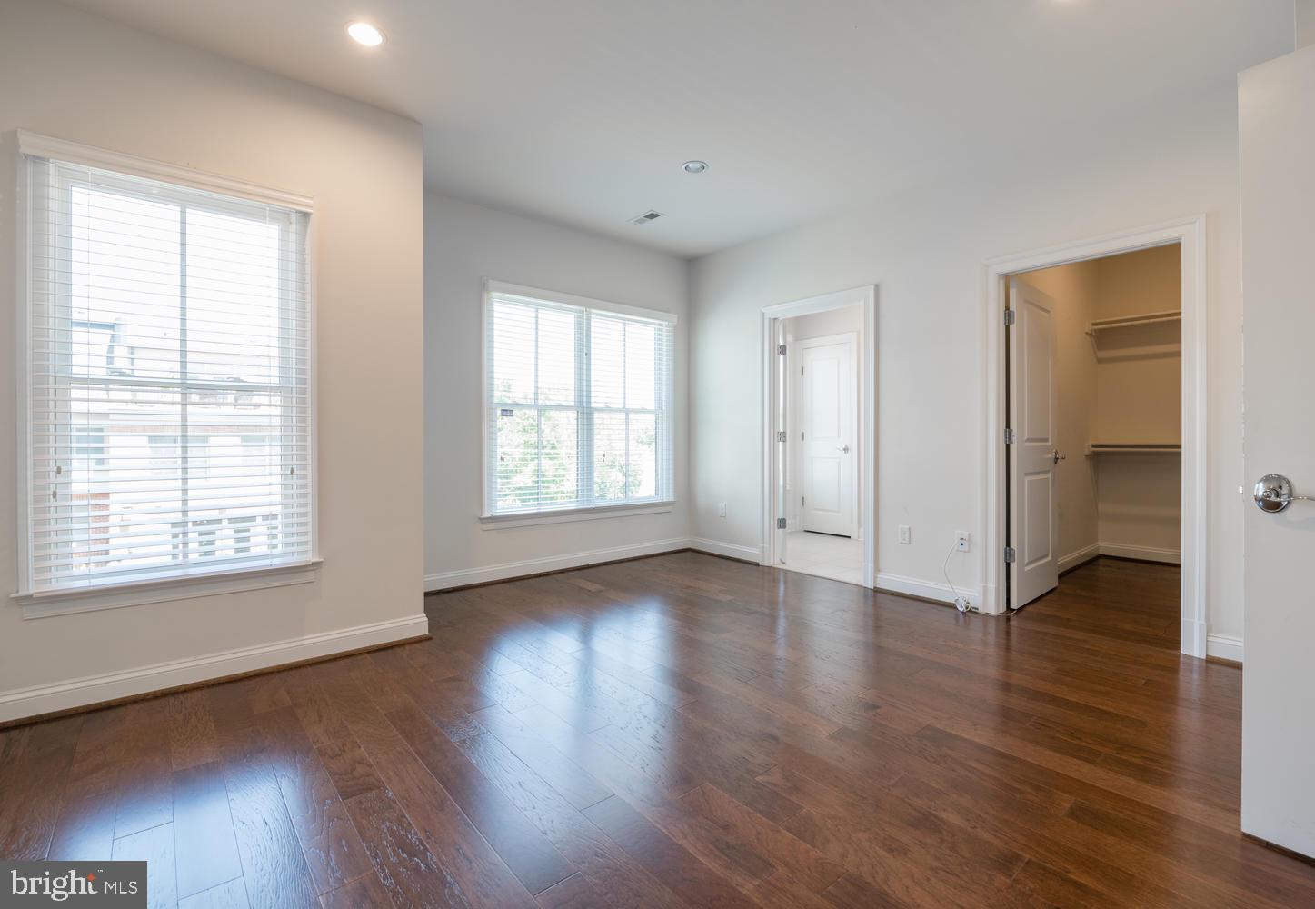 10861 SYMPHONY PARK DR