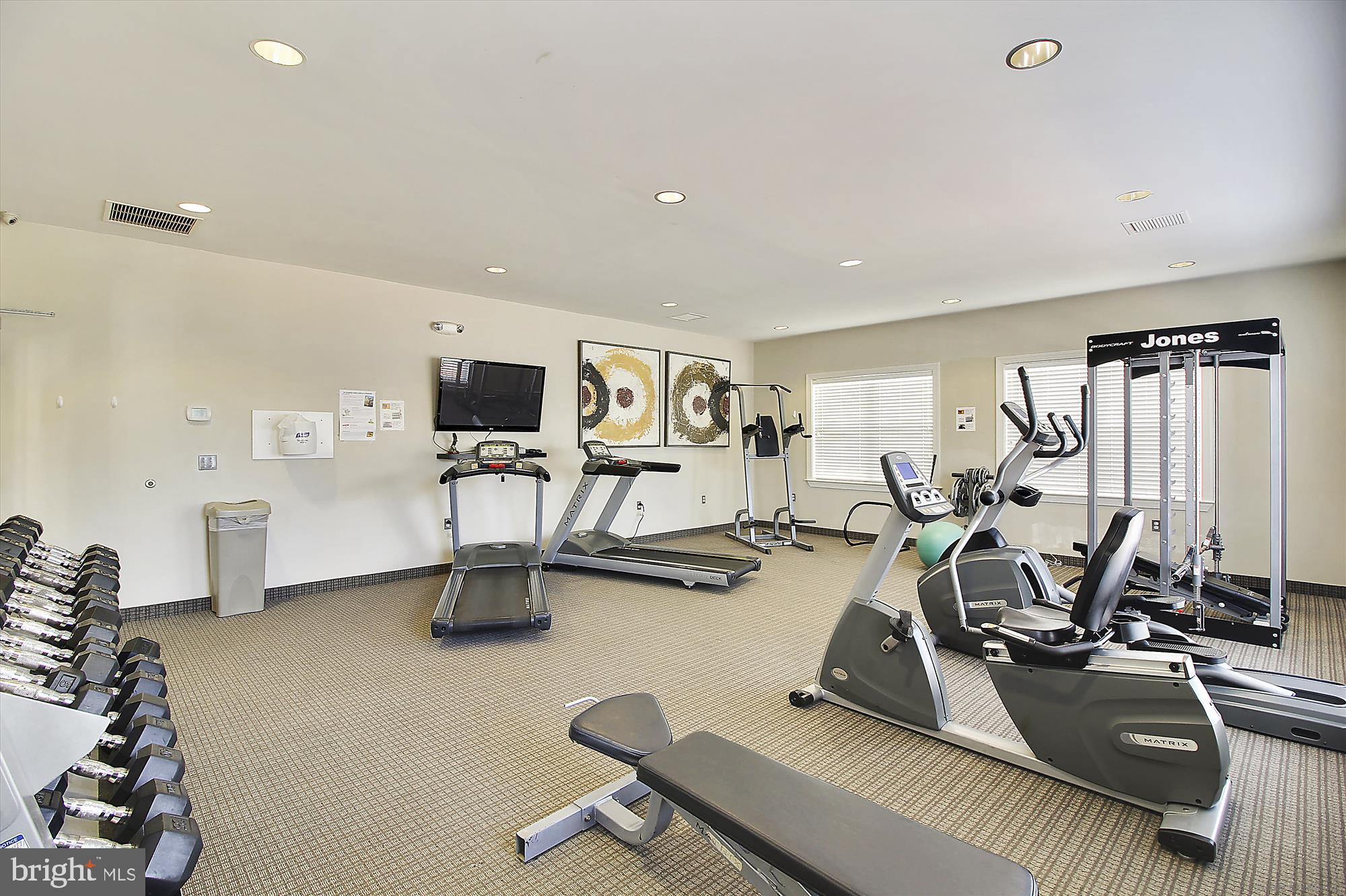 19437 Dover Cliffs Cir