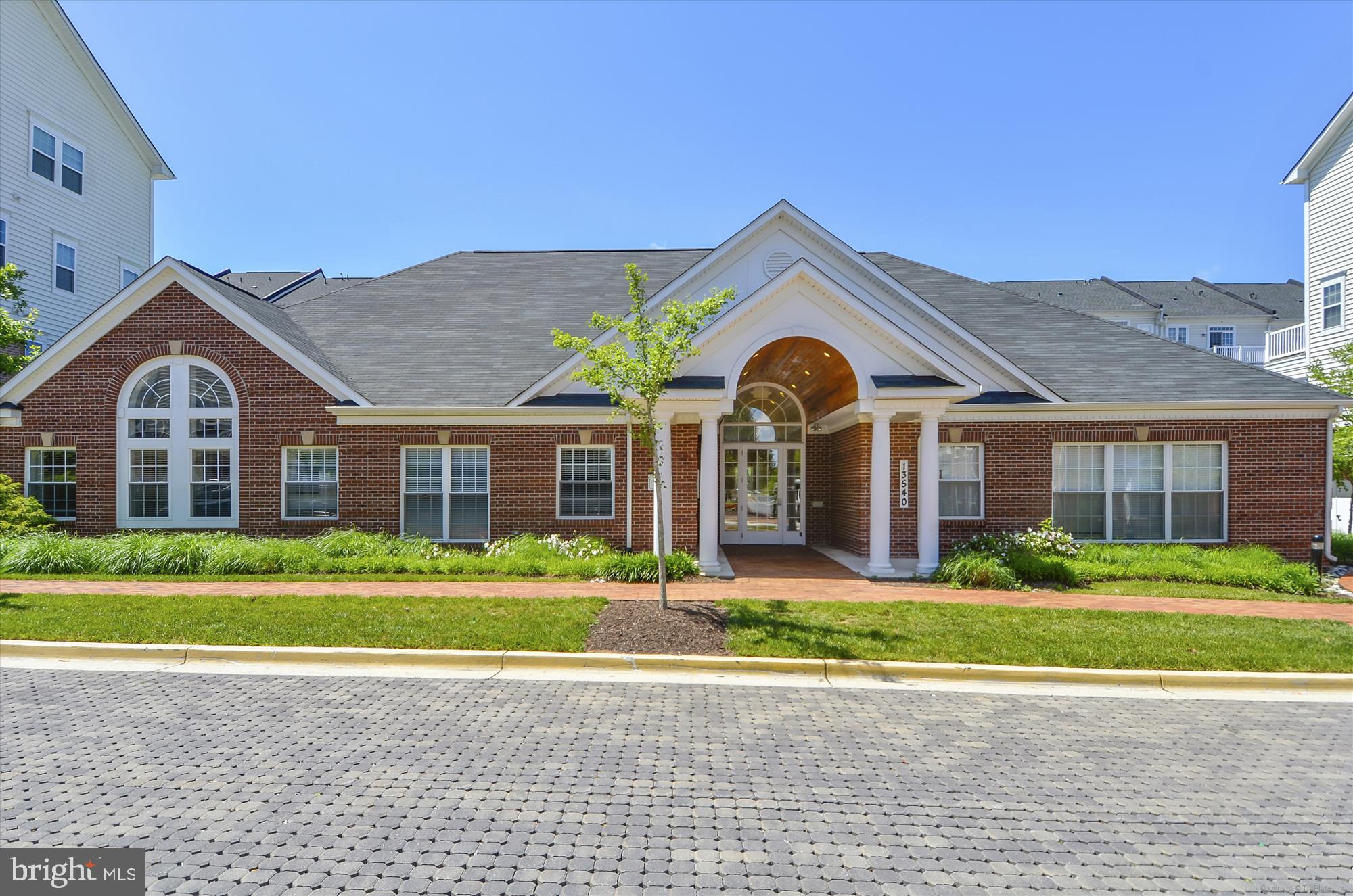 19437 Dover Cliffs Cir