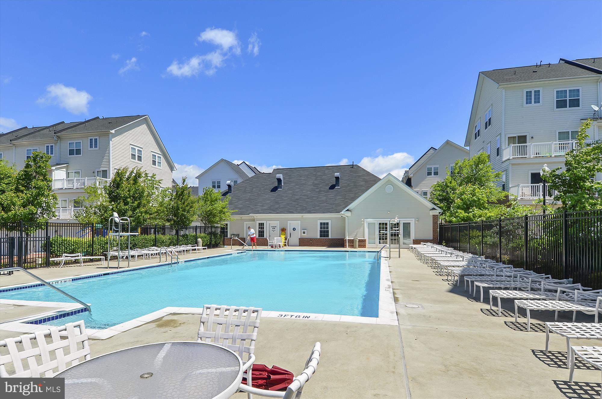 19437 Dover Cliffs Cir