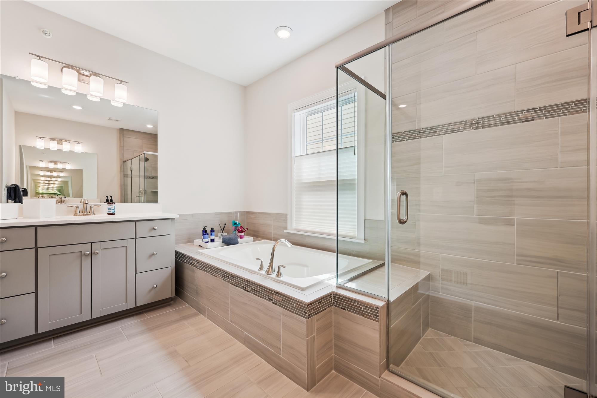 302 Johnson Meadow St