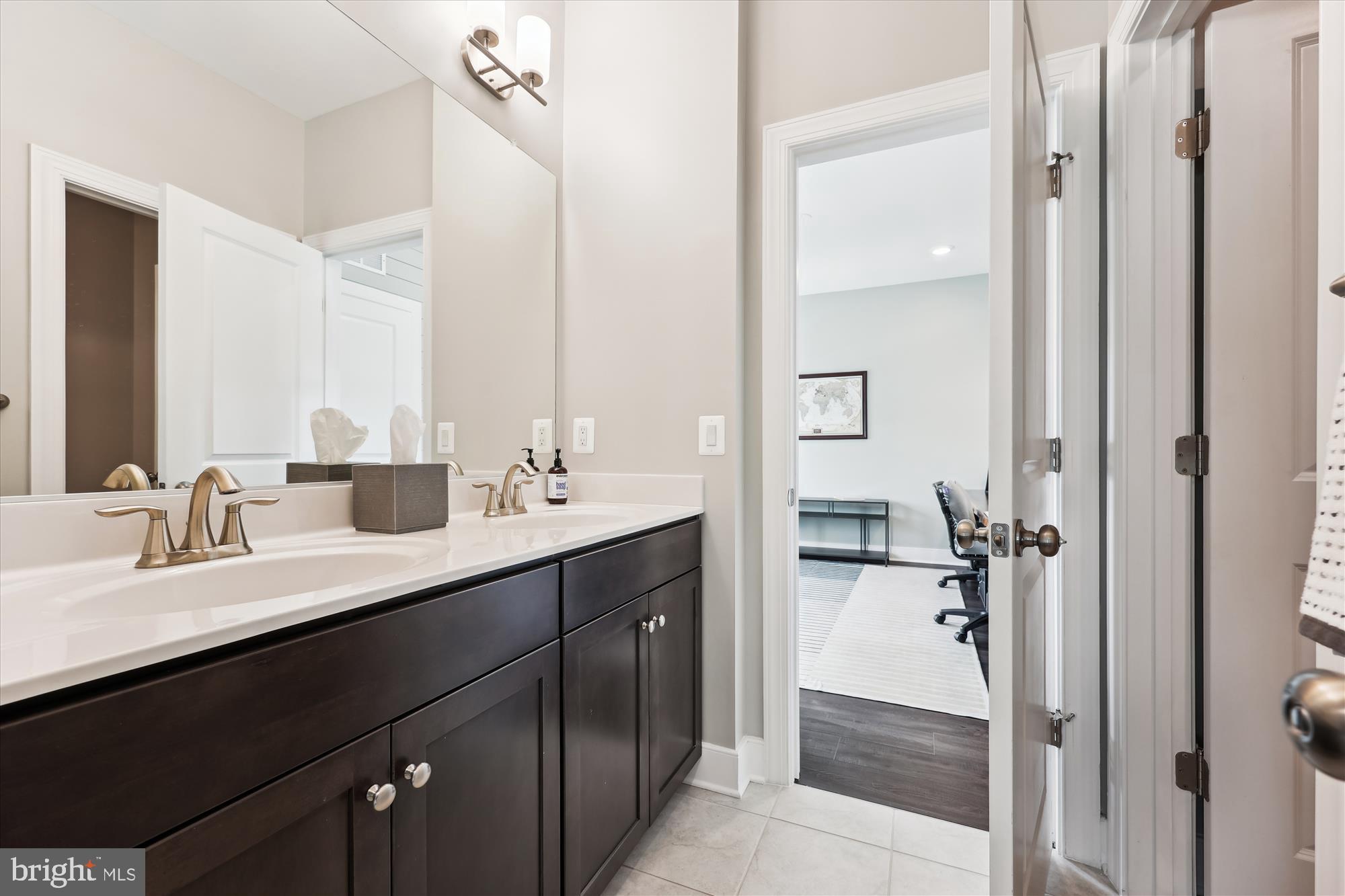 302 Johnson Meadow St