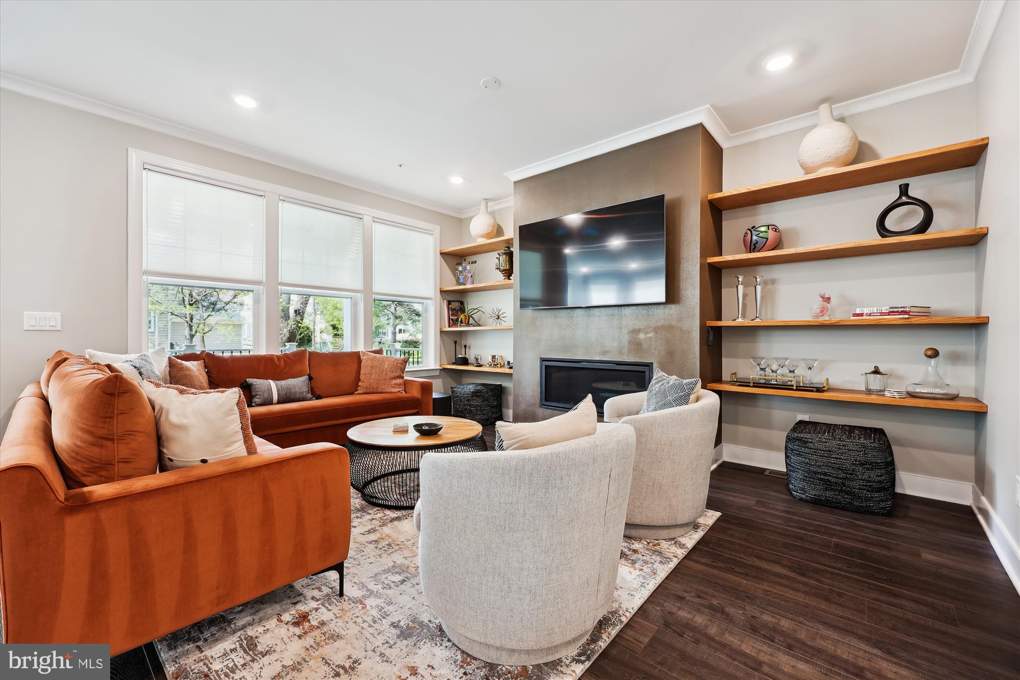 302 Johnson Meadow St