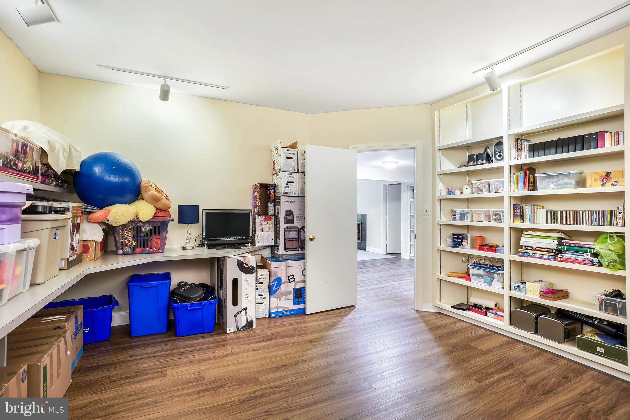 12213 LAKE POTOMAC TERRACE