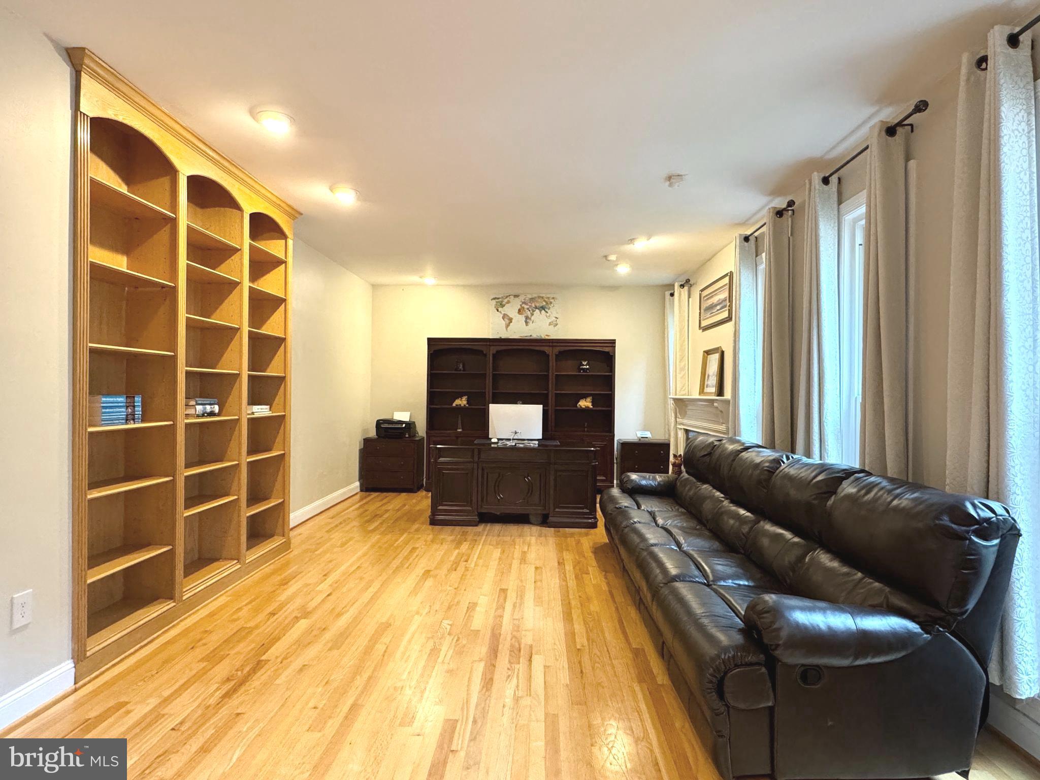 12213 LAKE POTOMAC TERRACE