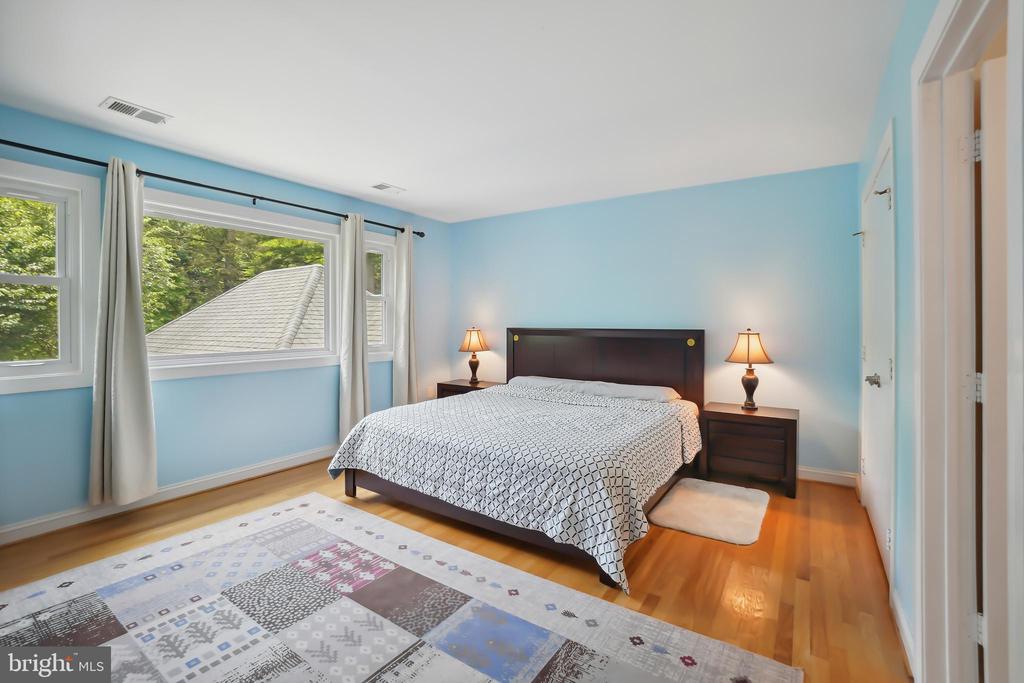 12213 LAKE POTOMAC TERRACE