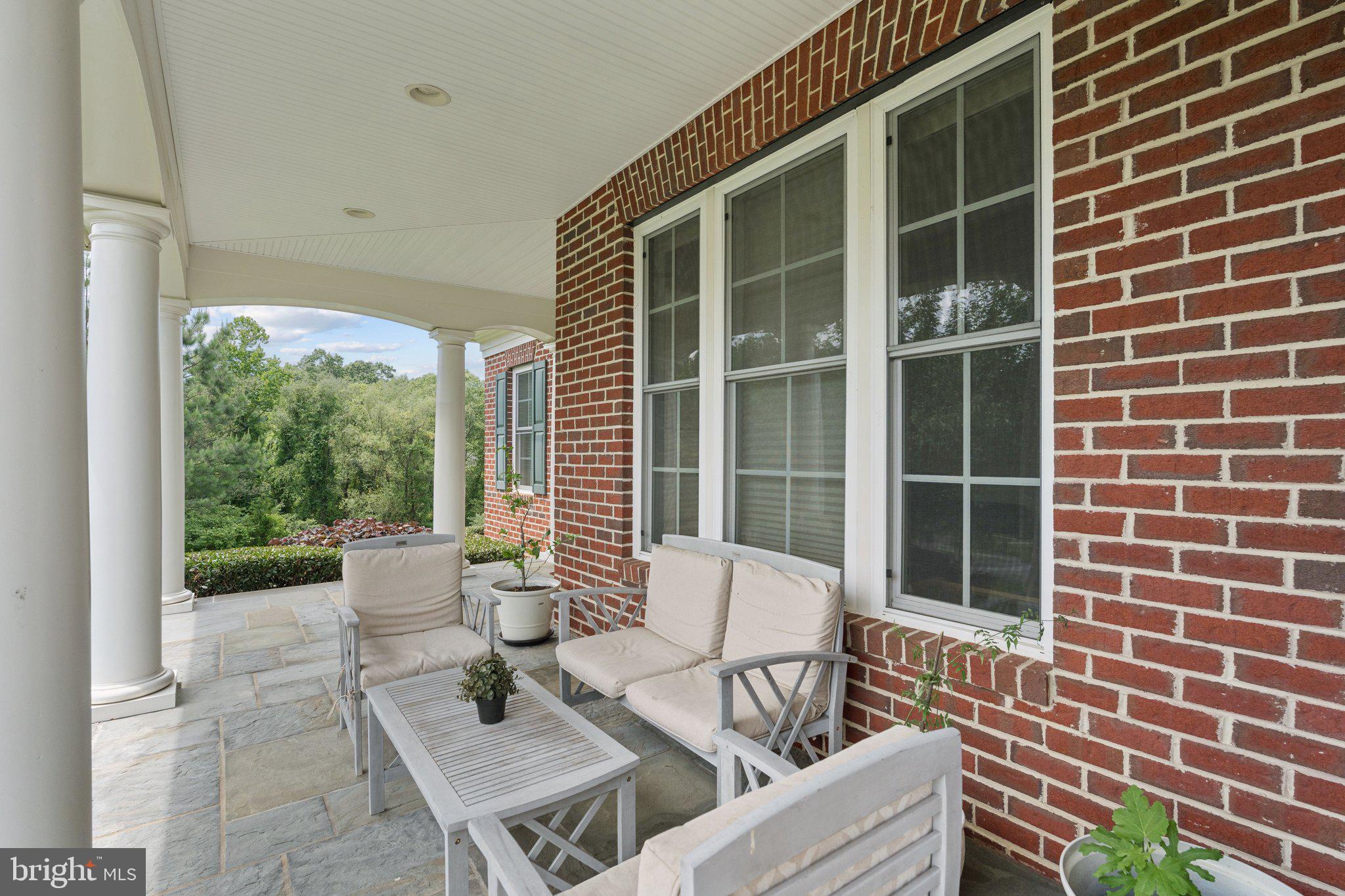 10423 Grey Fox Rd