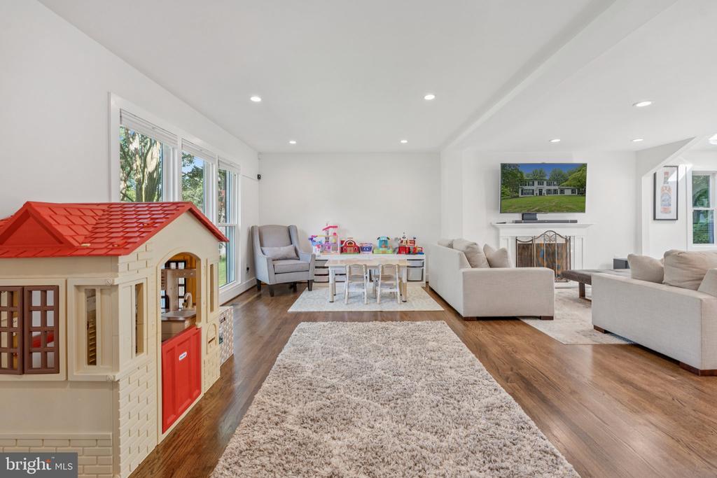 9621 Trailridge Ter