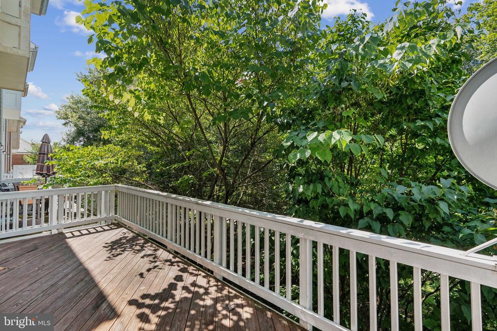 817 Oak Knoll Ter