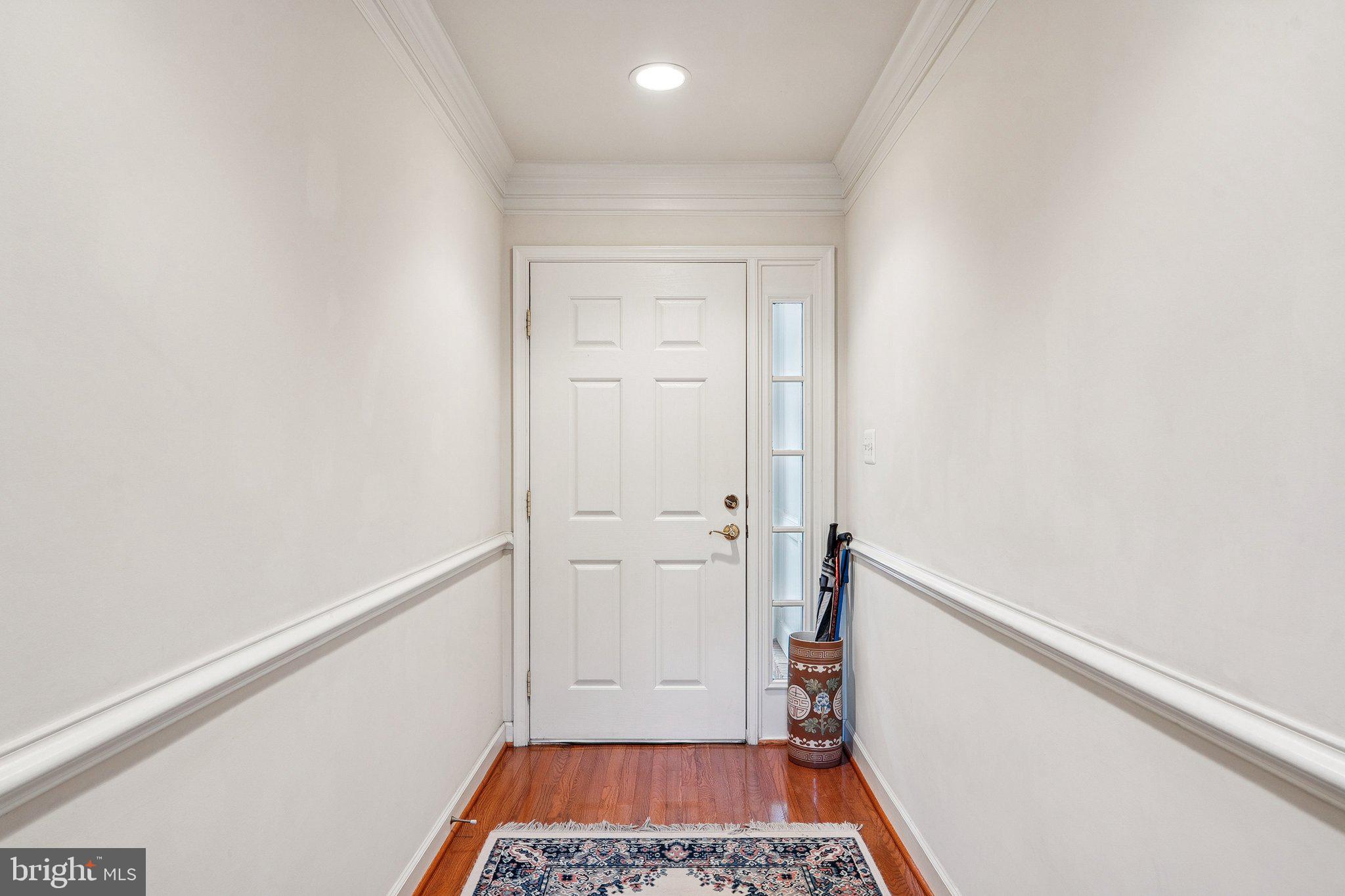 817 Oak Knoll Ter